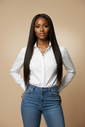 Model with straight hair